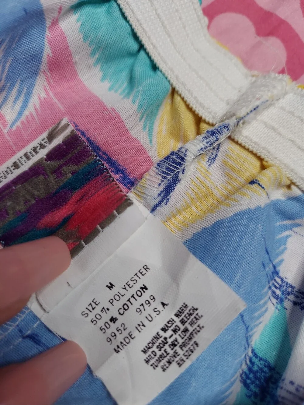 Vintage Off The Wall Beach Theme Palm Tree Shorts